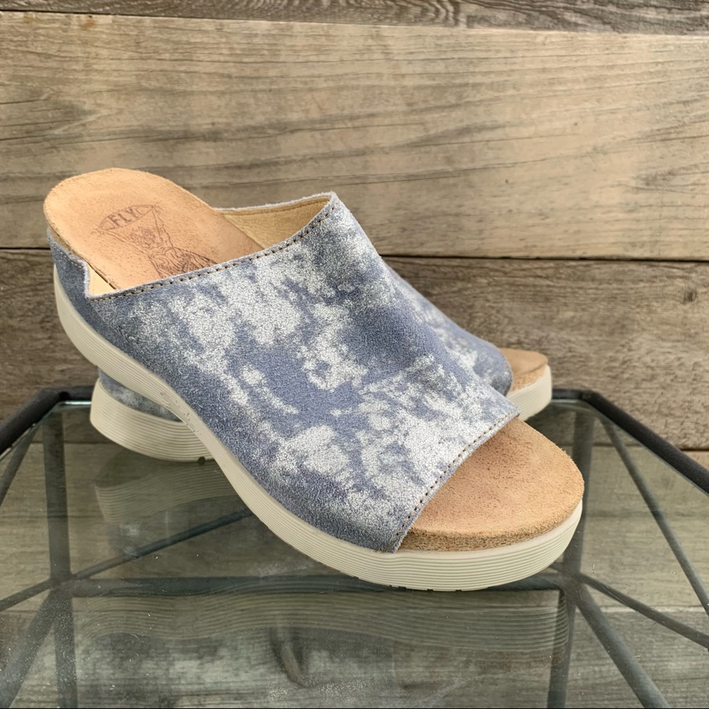 Fly London Wigg Sandal Blue Silver Platform Wedge Slide Shoe Women’s Sz 40 US 9